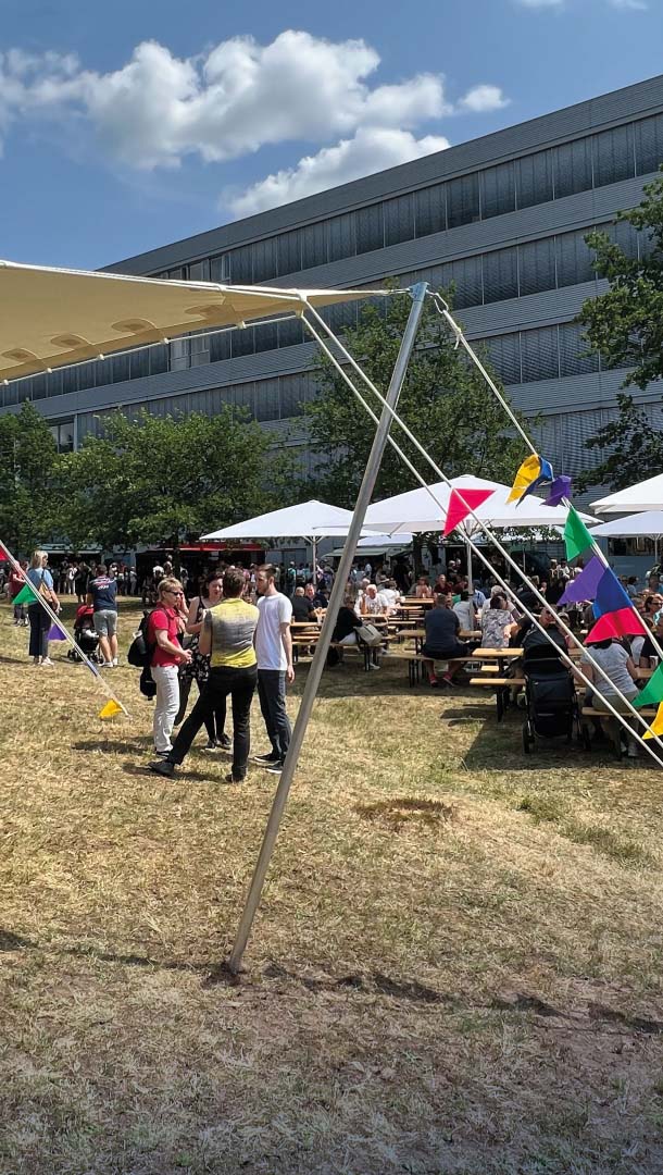 SME_Website_Referenz_Infinion_Slider-mobil-15