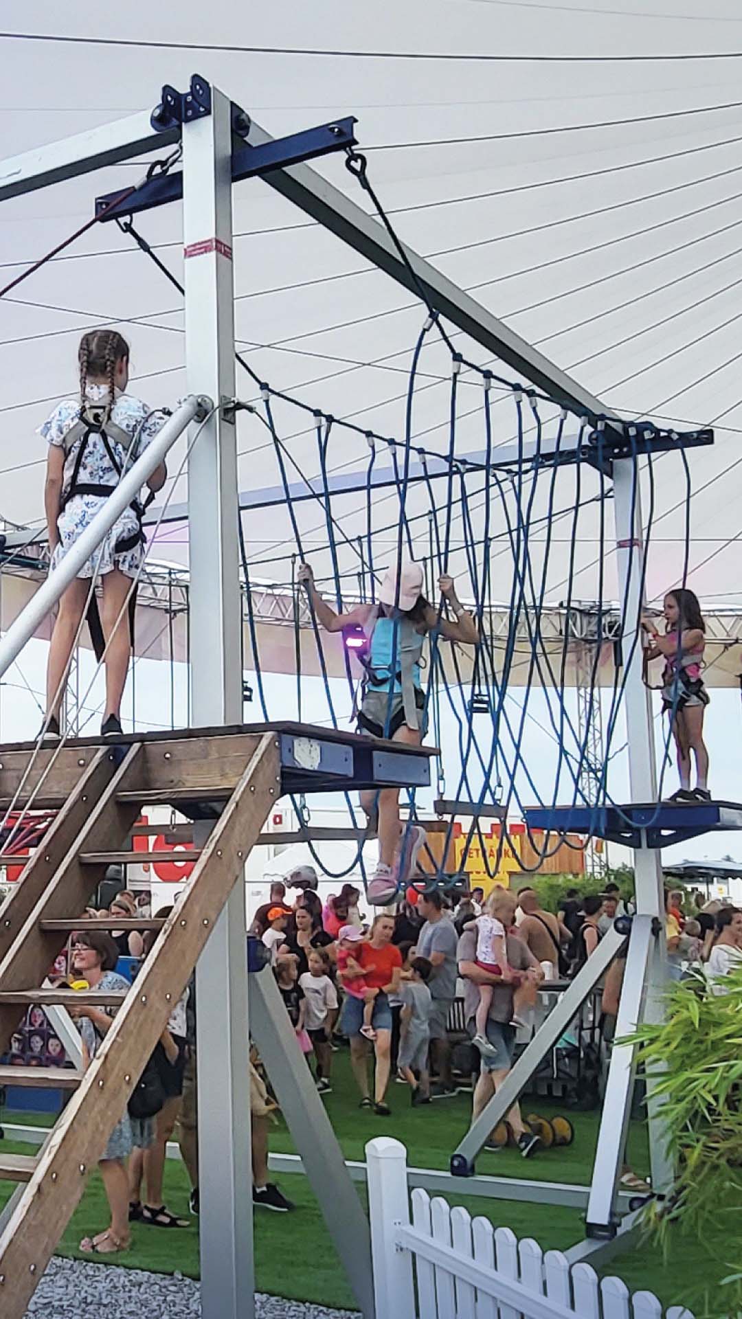 SME_Website_Referenz_Nobilia_Header-mobil